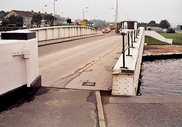 Obrotowy most na kanale w Inverness