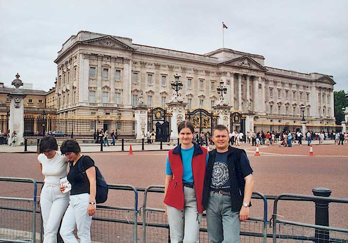 Przed Buckingham Palace