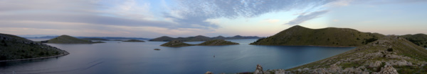 Panorama Kornatów z wyspy Katina