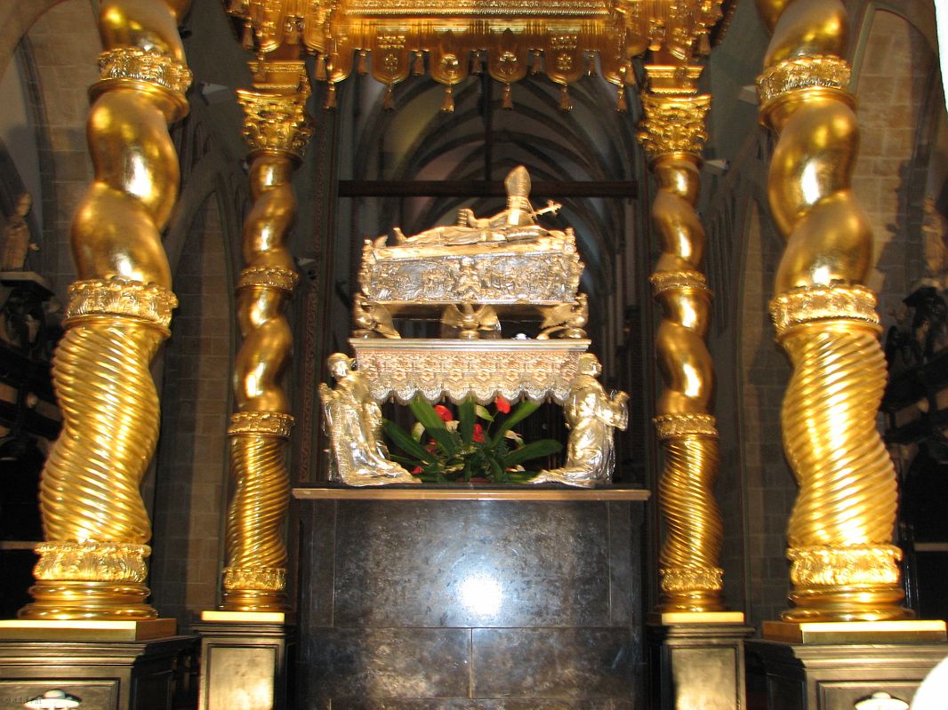 Gniezno – relikwiarz św. Wojciecha w katedrze