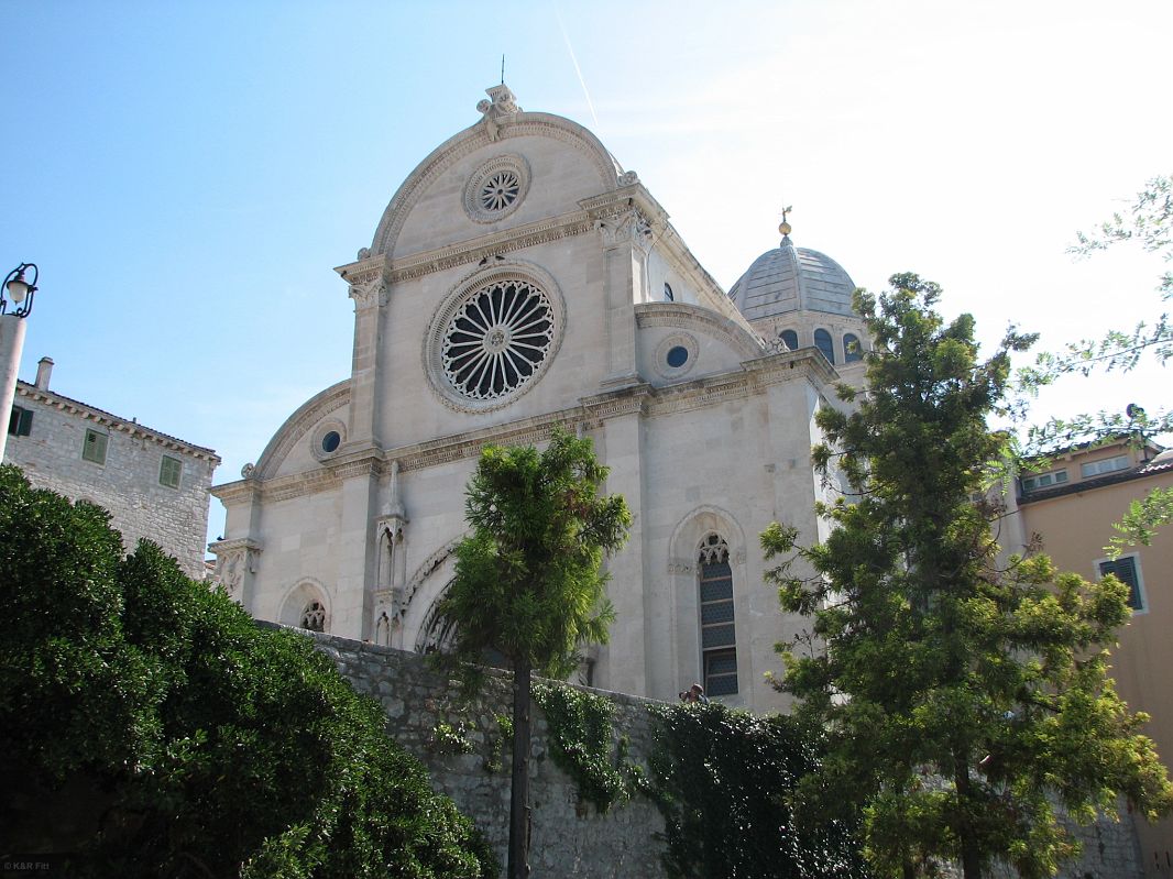 Katedra św. Jakova (Jakuba) została w 2000 r. wpisana do rejestru światowego dziedzictwa kulturalnego UNESCO