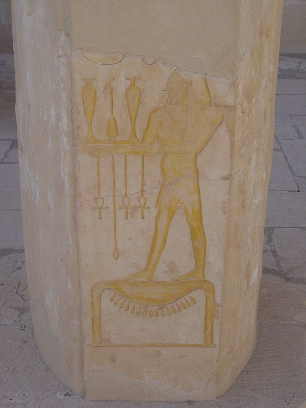 Hatszepsut, jako pierwsza kobieta w histori Egiptu, przyjęła tytuł faraona