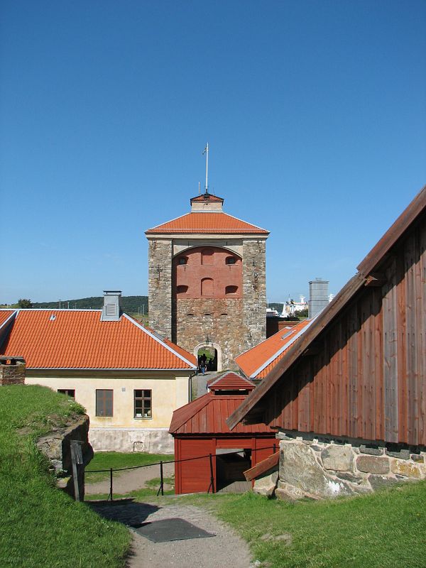 Twierdza powstała na ruinach poprzedniej, zburzonej przez Duńczyków, za której zwrot Szwedzi musieli zapłacić wysoki okup.