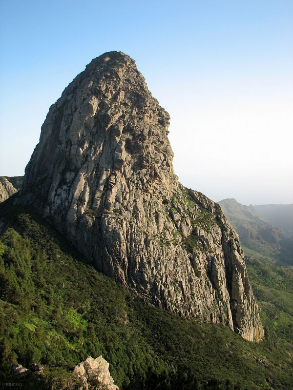 Roque de Agando, Gomera