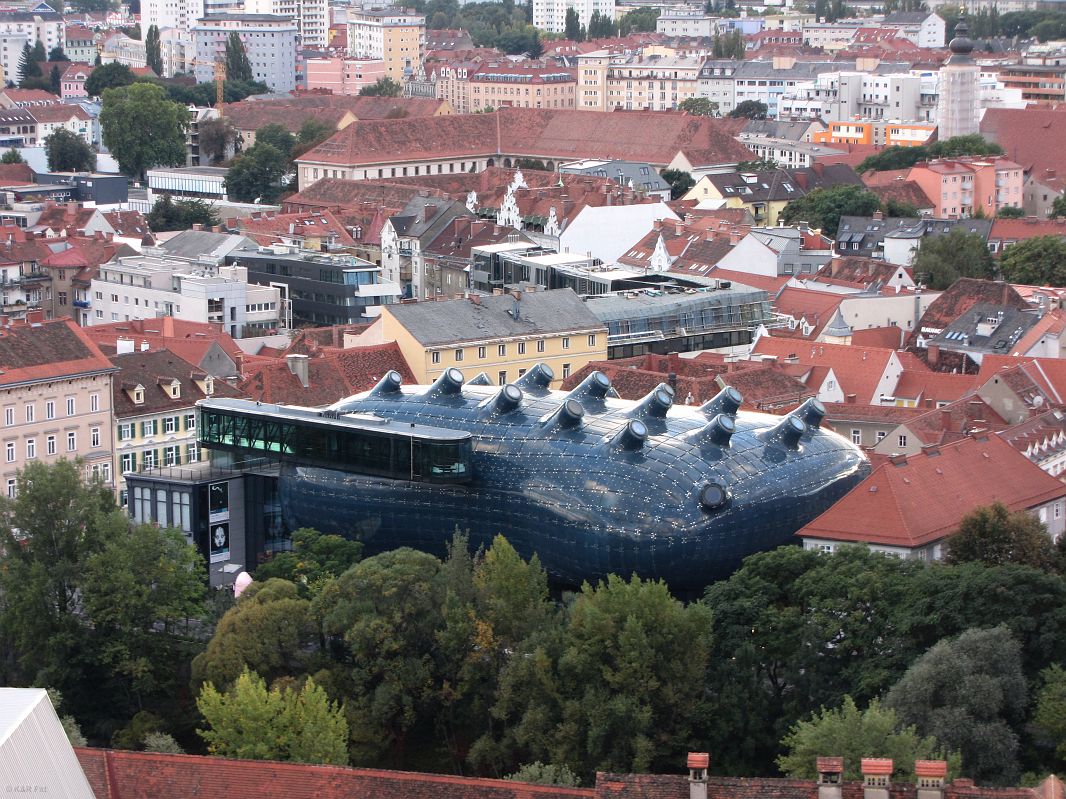 Widok na Muzeum Sztuki w Grazu