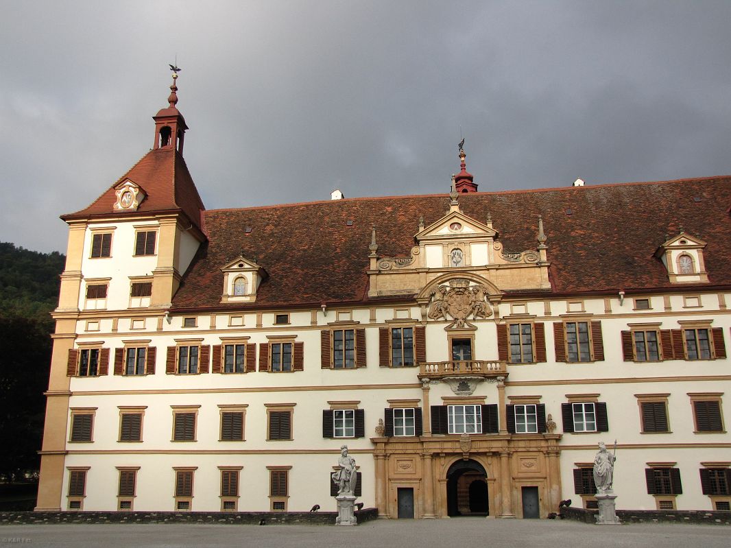 Barokowy pałac Eggenberg w 1999 roku został wpisany na Listę UNESCO