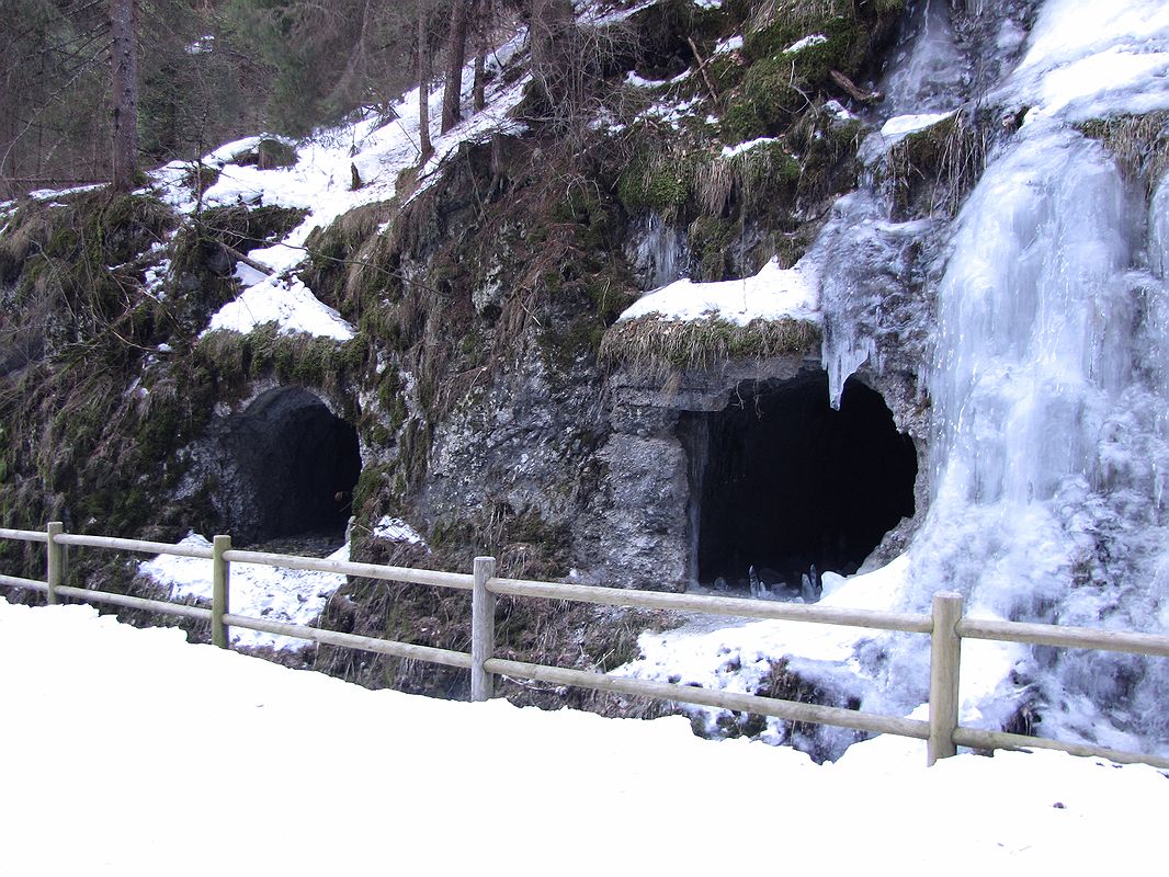 Tunele z I WŚ w Serrai di Sottoguda