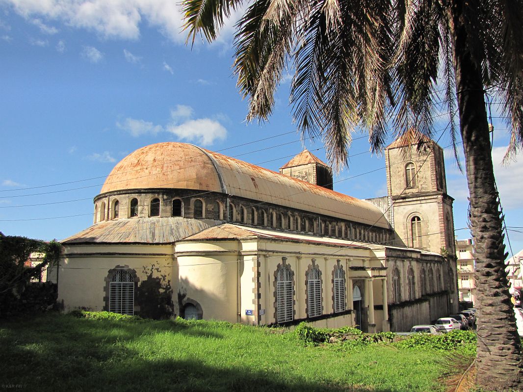 Katedra w St. Pierre, jeden z niewielu obiektów odbudowanych po zniszczeniach przez erupcję wulkanu, Martynika