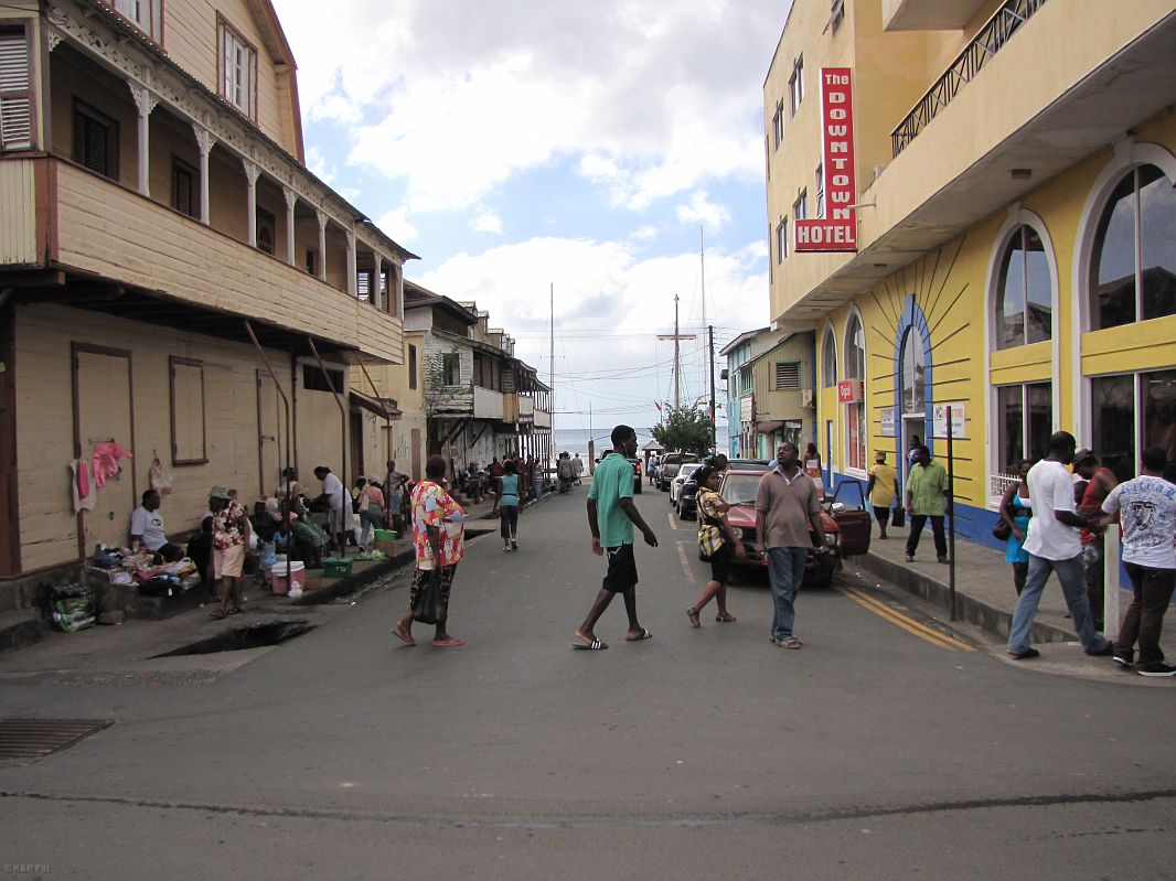 Miasto Soufriere zawdzięcza swoją nazwę znajdującym się w pobliżu źródłom siarkowym, St. Lucia