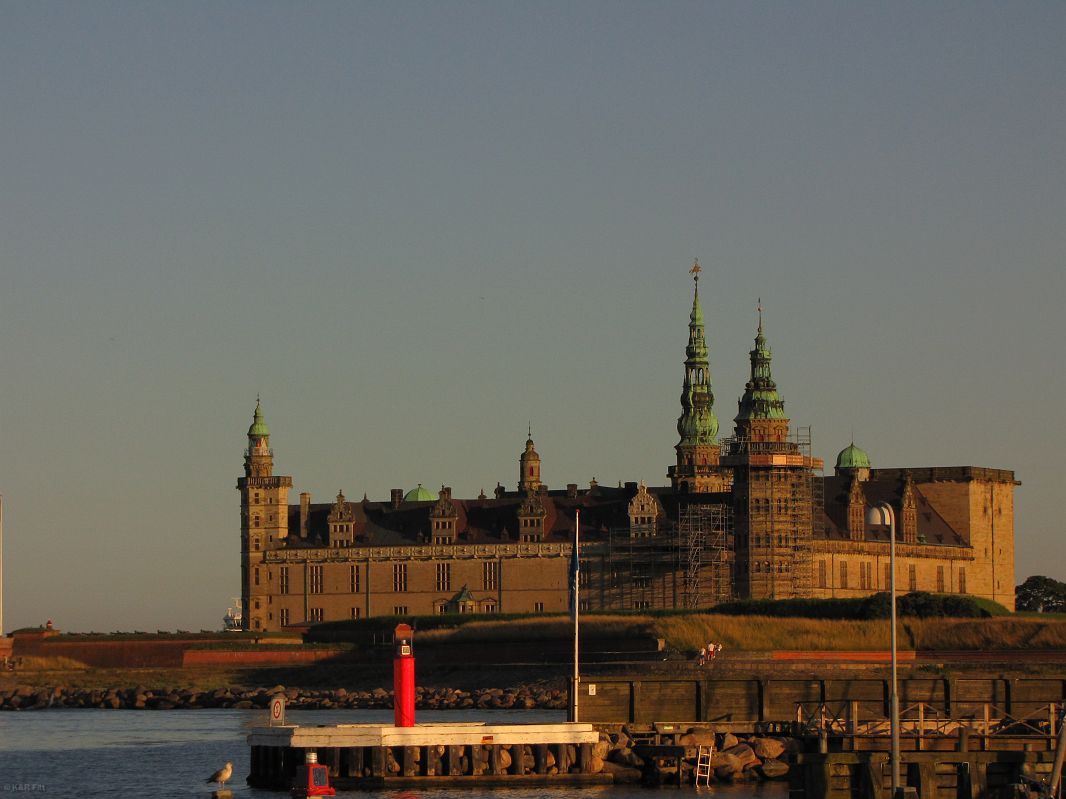 Zamek Kronborg o zachodzie