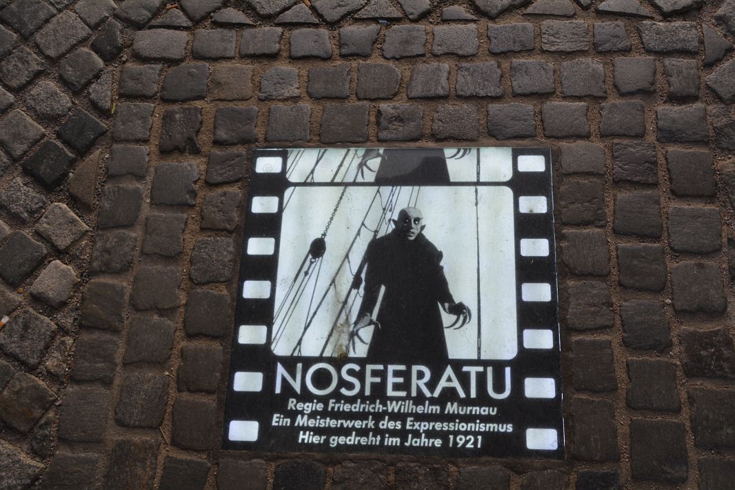 Wismar było jednym z miast, w których kręcono film Nosferatu – symfonia grozy Friedricha Wilhelma Murnaua