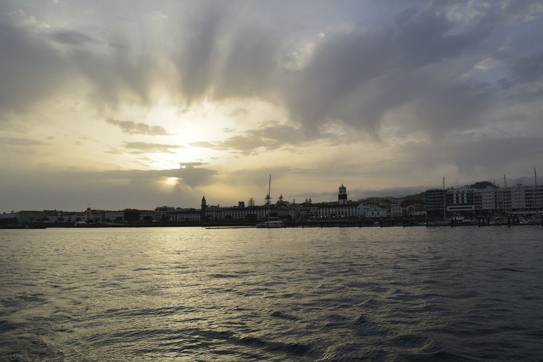 Ponta Delgada zostaje za rufą